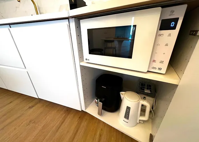 Front Line Port Haven דירה *