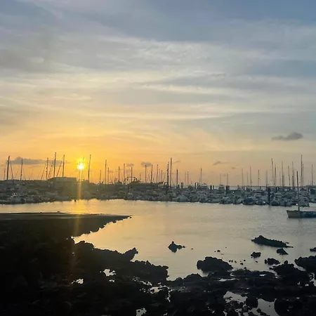 アパート Front Line Port Haven