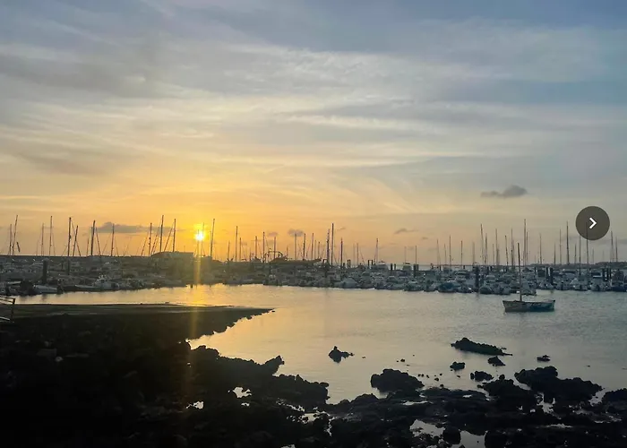 アパート Front Line Port Haven