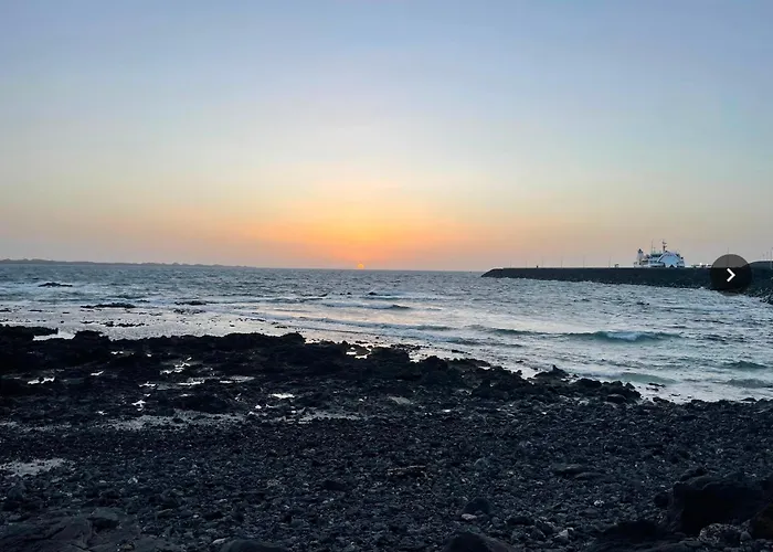 דירה Front Line Port Haven